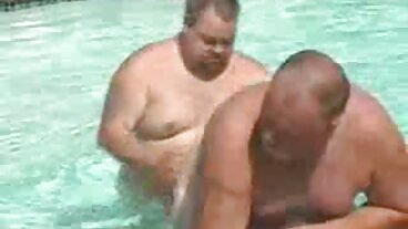 மைல் ஹை மீடியாவில் இருந்து கவர்ச்சியான ஐடன் ஆஷ்லே மற்றும் ஈவ்லின் கிளாருடன் புஸ்ஸி லிக்கிங் திரைப்படம்