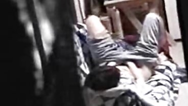 பிரேஸர்ஸின் கவர்ச்சியான டயமண்ட் ஜாக்சன் மற்றும் ஈவ்லின் ஸ்டோனுடன் ஹேண்ட்ஜாப் ஆக்ஷன்