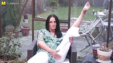 ப்ரேஸர்ஸில் இருந்து உணர்ச்சிவசப்பட்ட லாலி டேம்ஸ், மெல்லனி மன்றோ மற்றும் ரிச்செல் ரியான் ஆகியோருடன் வாய்வழி ஸ்மட்