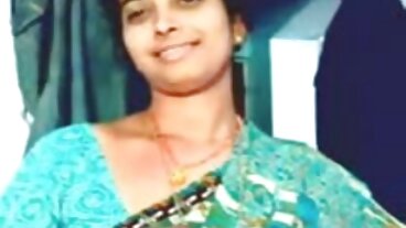 குட்டி ஆசியர்களில் இருந்து அழகான கிம்மி கிம்முடன் டாகிஸ்டைல் ​​செக்ஸ்